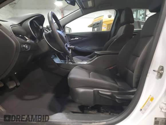 ✅ 2019 Chevrolet Malibu LS • VIN: 1G1ZB5ST1KF205776 • Лот: 90446765. Размещён на Copart с пробегом 37 352 миль миль. Получите бесплатный доступ к архиву аукционных продаж из США и посмотрите подробный отчёт об истории автомобиля на DreamBid. Изображение 7.