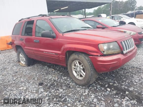 ✅ 2004 Jeep Grand Cherokee Laredo • VIN: 1J4GX48S34C267798 • Lot: 42443693. Wystawiony na IAAI z przebiegiem Nie podano. Bezpłatny archiwum sprzedaży aukcyjnych z USA i szczegółowy raport historii pojazdu na DreamBid. Zdjęcie 1.