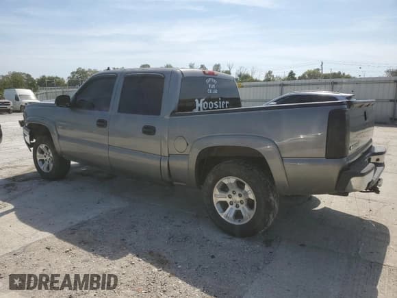 ✅ 2006 Chevrolet Silverado 1500 LT1 • VIN: 2GCEK13T161159098 • Лот: 68967944. Опубликован ранее на Copart с пробегом 169 058 миль. Бесплатный доступ к архиву аукционных продаж из США и подробный отчёт об истории автомобиля на DreamBid. Изображение 2.