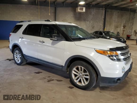 ✅ 2013 Ford Explorer XLT • VIN: 1FM5K8D80DGC62544 • Lot: 90704225. Wystawiony na Copart z przebiegiem 51 871 mil. Bezpłatny archiwum sprzedaży aukcyjnych z USA i szczegółowy raport historii pojazdu na DreamBid. Zdjęcie 4.