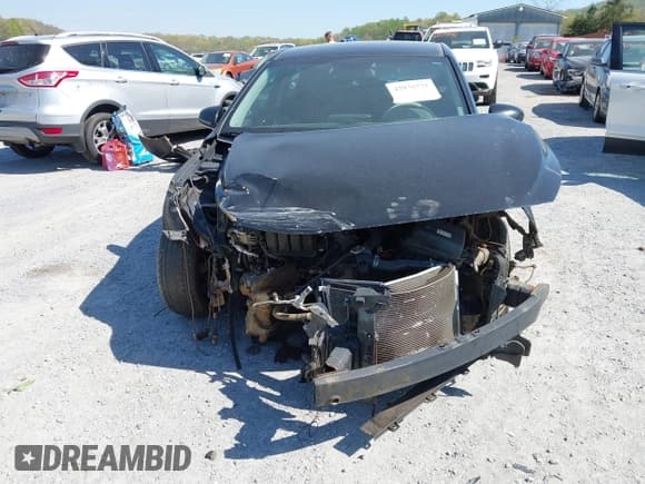 ✅ 2019 Hyundai Elantra • VIN: KMHH35LE4KU102259 • Lot: 42075775. Listed on IAAI with 75,830 mi. Free auction sales archive from the USA and detailed vehicle history report at DreamBid. Image 12.
