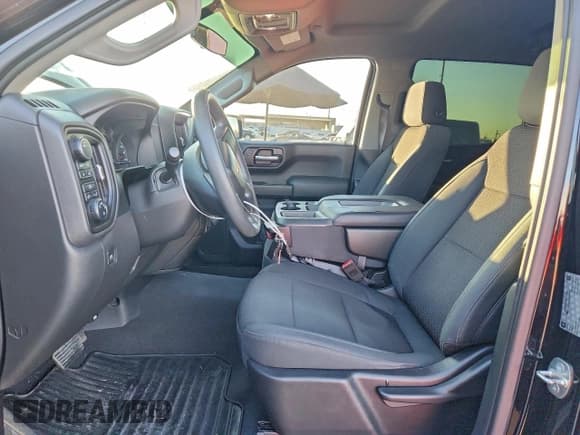 ✅ 2019 Chevrolet Silverado 1500 Custom • VIN: 3GCUYBEF0KG236679 • Лот: 96267825. Опубликован ранее на Copart с пробегом 123 006 миль. Бесплатный доступ к архиву аукционных продаж из США и подробный отчёт об истории автомобиля на DreamBid. Изображение 7.