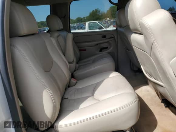 2004 Chevrolet Suburban LT с VIN 3GNEC16Z14G297684, выставлен на аукционе Copart как лот 71804004 с пробегом 185 420 миль миль и Списание • Salvage title. История ставок и продаж доступна на DreamBid. Изображение 11.