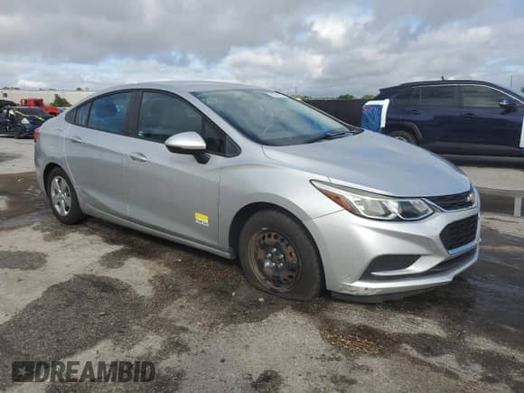 ✅ 2016 Chevrolet Cruze LS • VIN: 1G1BC5SM3G7323403 • Lot: 90349275. Listed on Copart with 98,562 mi. Free auction sales archive from the USA and detailed vehicle history report at DreamBid. Image 4.