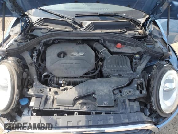 ✅ 2017 MINI Clubman Cooper • VIN: WMWLU1C59H2F27033 • Lot: 67519755. Wystawiony na Copart z przebiegiem 77 326 mil. Bezpłatny archiwum sprzedaży aukcyjnych z USA i szczegółowy raport historii pojazdu na DreamBid. Zdjęcie 11.