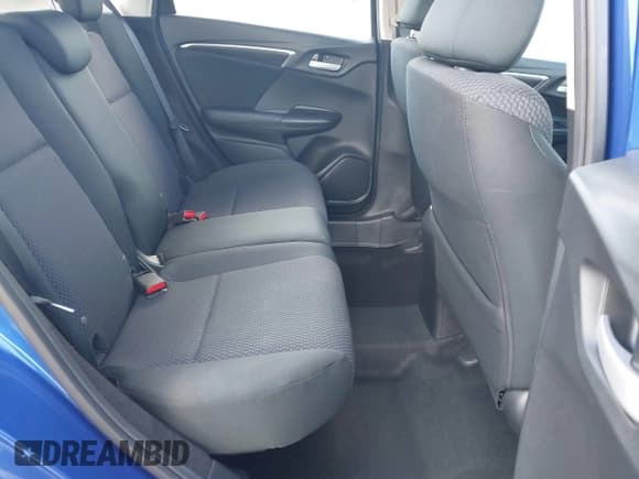 ✅ 2018 Honda Fit LX • VIN: 3HGGK5H42JM712300 • Lot: 43724000. Listed on IAAI with 30,653 mi. Free auction sales archive from the USA and detailed vehicle history report at DreamBid. Image 8.