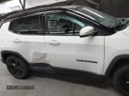 ✅ 2019 Jeep Compass Latitude • VIN: 3C4NJDBB7KT754348 • Lot: 42617408. Listed on IAAI with 59,670 mi. Free auction sales archive from the USA and detailed vehicle history report at DreamBid. Image 13.