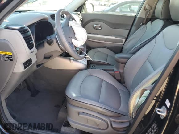 ✅ 2016 Kia Soul + • VIN: KNDJX3AE9G7016159 • Лот: 42171025. Опубликован ранее на Copart с пробегом 47 890 миль. Бесплатный доступ к архиву аукционных продаж из США и подробный отчёт об истории автомобиля на DreamBid. Изображение 7.