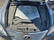 ✅ 2010 Lexus LS 460 • VIN: JTHCL5EF3A5005386 • Lot: 80500125. Wystawiony na Copart z przebiegiem 147 885 mil. Bezpłatny archiwum sprzedaży aukcyjnych z USA i szczegółowy raport historii pojazdu na DreamBid. Zdjęcie 11.