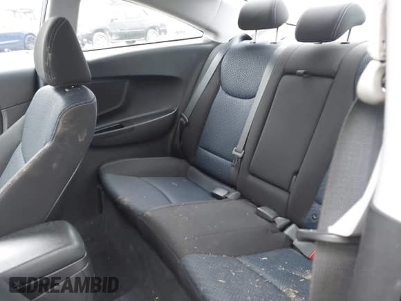 ✅ 2013 Hyundai Elantra GS • VIN: KMHDH6AE0DU011985 • Lot: 43590254. Listed on IAAI with 101,991 mi. Free auction sales archive from the USA and detailed vehicle history report at DreamBid. Image 8.