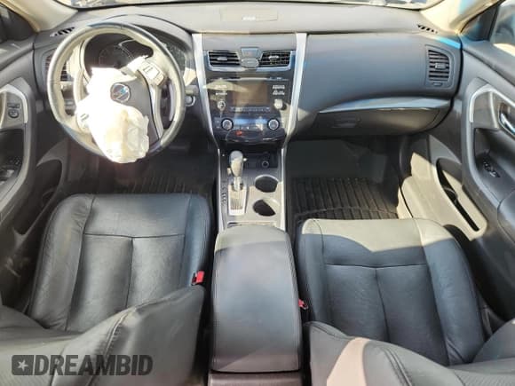 ✅ 2013 Nissan Altima SV • VIN: 1N4BL3AP5DN559541 • Lot: 70720475. Listed on Copart with 89,504 mi. Free auction sales archive from the USA and detailed vehicle history report at DreamBid. Image 8.