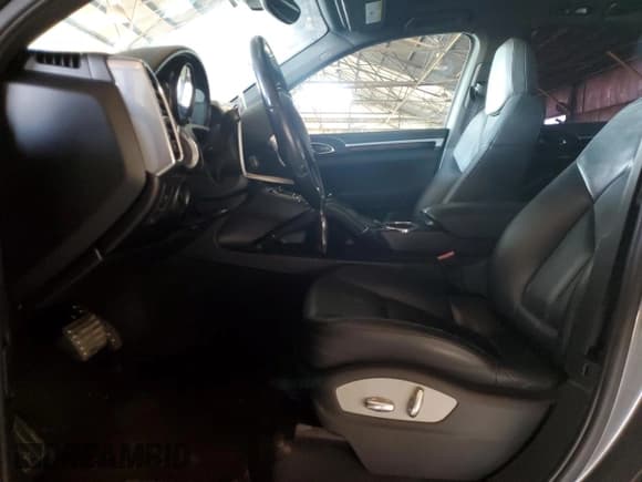 ✅ 2012 Porsche Cayenne S Hybrid • VIN: WP1AE2A27CLA92565 • Lot: 82221214. Listed on Copart with 130,210 mi. Free auction sales archive from the USA and detailed vehicle history report at DreamBid. Image 7.