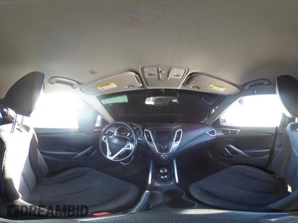 ✅ 2013 Hyundai Veloster w/Black Int • VIN: KMHTC6AD4DU153855 • Lot: 41589006. Wystawiony na IAAI z przebiegiem 106 161 mil. Bezpłatny archiwum sprzedaży aukcyjnych z USA i szczegółowy raport historii pojazdu na DreamBid. Zdjęcie 19.