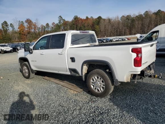 ✅ 2023 Chevrolet Silverado 2500HD LT • VIN: 2GC1YNEY3P1718228 • Лот: 93198775. Опубликован ранее на Copart с пробегом 92 097 миль. Бесплатный доступ к архиву аукционных продаж из США и подробный отчёт об истории автомобиля на DreamBid. Изображение 2.
