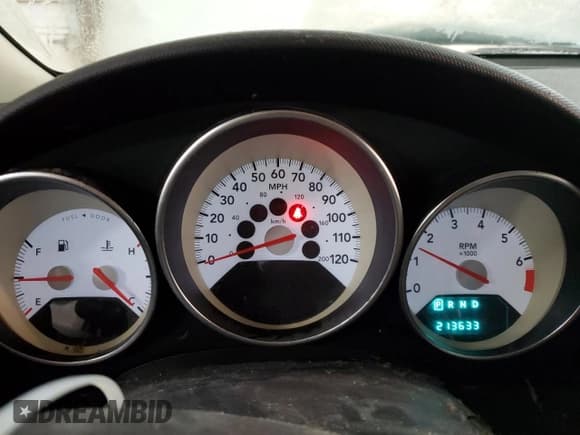 ✅ 2008 Dodge Caliber SXT • VIN: 1B3HB48B08D524362 • Лот: 86206044. Опубликован ранее на Copart с пробегом 213 633 миль. Бесплатный доступ к архиву аукционных продаж из США и подробный отчёт об истории автомобиля на DreamBid. Изображение 9.