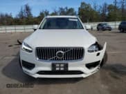 ✅ 2022 Volvo XC90 Momentum • VIN: YV4102PK7N1815575 • Lot: 85293725. Listed on Copart with 28,604 mi. Free auction sales archive from the USA and detailed vehicle history report at DreamBid. Image 5.