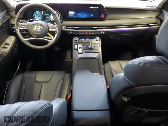✅ 2025 Hyundai Palisade Limited • VIN: KM8R5DGE8SU818228 • Lot: 82243274. Listed on Copart with 3,699 mi. Free auction sales archive from the USA and detailed vehicle history report at DreamBid. Image 8.