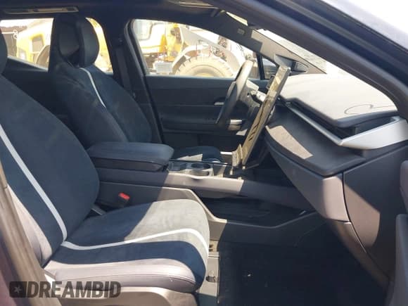 ✅ 2023 Fisker Ocean One • VIN: VCF1ZBU27PG003965 • Лот: 42902438. Опубликован ранее на IAAI с пробегом 6 миль. Бесплатный доступ к архиву аукционных продаж из США и подробный отчёт об истории автомобиля на DreamBid. Изображение 5.