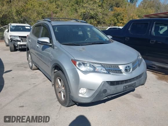 ✅ 2013 Toyota RAV4 XLE • VIN: JTMWFREV9DD001678 • Лот: 43693903. Опубликован ранее на IAAI с пробегом 198 167 миль. Бесплатный доступ к архиву аукционных продаж из США и подробный отчёт об истории автомобиля на DreamBid. Изображение 1.