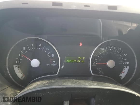 ✅ 2010 Ford Explorer XLT • VIN: 1FMEU6DE4AUA37769 • Lot: 81028425. Wystawiony na Copart z przebiegiem 181 271 mil. Bezpłatny archiwum sprzedaży aukcyjnych z USA i szczegółowy raport historii pojazdu na DreamBid. Zdjęcie 9.