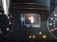 ✅ 2017 Kia Sorento LX • VIN: 5XYPGDA34HG286113 • Lot: 43595117. Listed on IAAI with 170,405 mi. Free auction sales archive from the USA and detailed vehicle history report at DreamBid. Image 15.