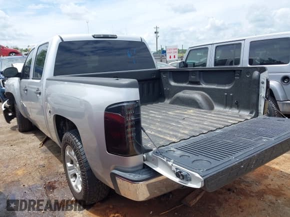 ✅ 2010 Chevrolet Silverado 1500 LT • VIN: 3GCRCSE04AG225070 • Lot: 42627883. Listed on IAAI with 255,007 mi. Free auction sales archive from the USA and detailed vehicle history report at DreamBid. Image 3.