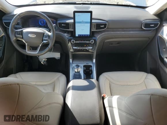 ✅ 2021 Ford Explorer Platinum • VIN: 1FM5K8HC4MGA32990 • Lot: 84815225. Wystawiony na Copart z przebiegiem 44 820 mil. Bezpłatny archiwum sprzedaży aukcyjnych z USA i szczegółowy raport historii pojazdu na DreamBid. Zdjęcie 8.