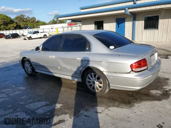 2004 Hyundai Sonata GLS с VIN KMHWF35H14A078968, выставлен на аукционе Copart как лот 86125514 с пробегом 153 905 миль миль и Списание • Salvage title. История ставок и продаж доступна на DreamBid. Изображение 2.