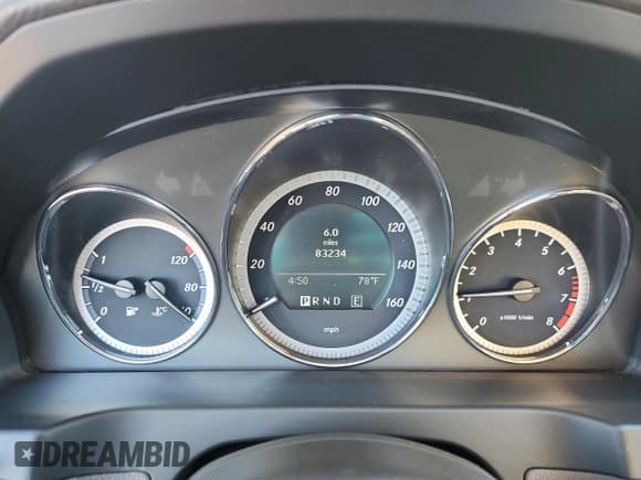 ✅ 2011 Mercedes-Benz C 300 Sport • VIN: WDDGF8BB7BR146166 • Лот: 90242515. Опубликован ранее на Copart с пробегом 83 234 миль. Бесплатный доступ к архиву аукционных продаж из США и подробный отчёт об истории автомобиля на DreamBid. Изображение 9.