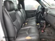 ✅ 2007 Chevrolet Silverado 2500HD Work Truck • VIN: 1GCHK24U17E127374 • Lot: 75830674. Wystawiony na Copart z przebiegiem Nie podano. Bezpłatny archiwum sprzedaży aukcyjnych z USA i szczegółowy raport historii pojazdu na DreamBid. Zdjęcie 10.