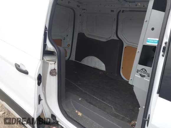 ✅ 2020 Ford Transit Connect XL • VIN: NM0LS7E25L1447008 • Lot: 43744927. Wystawiony na IAAI z przebiegiem 180 695 mil. Bezpłatny archiwum sprzedaży aukcyjnych z USA i szczegółowy raport historii pojazdu na DreamBid. Zdjęcie 8.