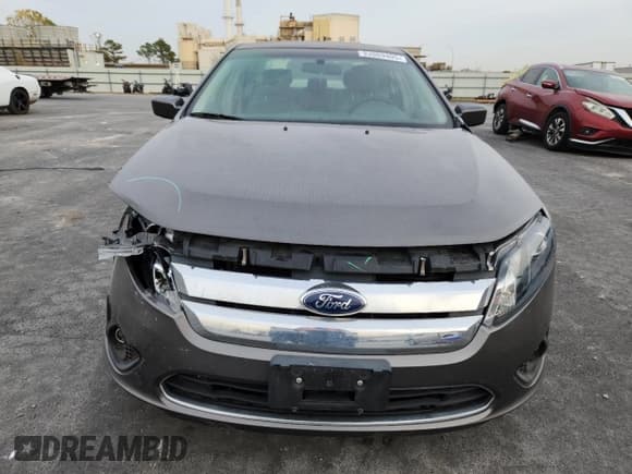 ✅ 2012 Ford Fusion SE • VIN: 3FAHP0HA2CR104253 • Lot: 93069405. Wystawiony na Copart z przebiegiem 84 622 mil. Bezpłatny archiwum sprzedaży aukcyjnych z USA i szczegółowy raport historii pojazdu na DreamBid. Zdjęcie 5.