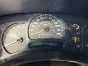 ✅ 2006 GMC Sierra 1500 SLE2 • VIN: 2GTEK13T261101873 • Lot: 45419865. Wystawiony na Copart z przebiegiem 201 547 mil. Bezpłatny archiwum sprzedaży aukcyjnych z USA i szczegółowy raport historii pojazdu na DreamBid. Zdjęcie 9.