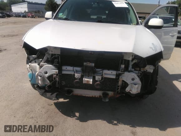 ✅ 2010 Mitsubishi Outlander ES • VIN: JA4AT2AW5AZ004367 • Lot: 42473635. Listed on IAAI with 156,250 mi. Free auction sales archive from the USA and detailed vehicle history report at DreamBid. Image 6.