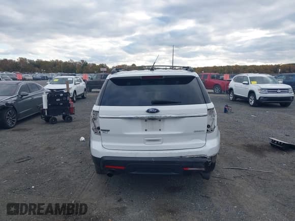 ✅ 2013 Ford Explorer XLT • VIN: 1FM5K7D92DGA10636 • Lot: 43528209. Listed on IAAI with 198,108 mi. Free auction sales archive from the USA and detailed vehicle history report at DreamBid. Image 15.
