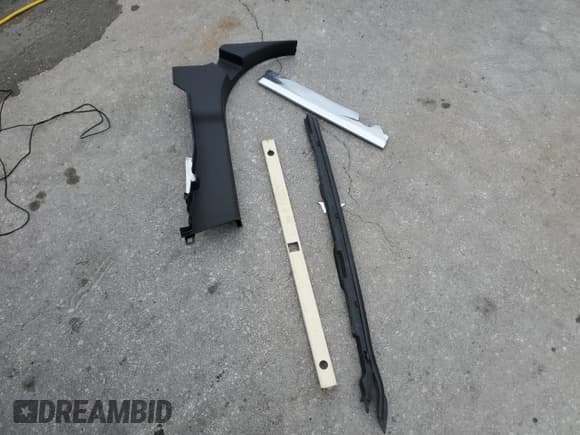 ✅ 2015 Chevrolet Silverado 2500HD LTZ • VIN: 1GC1KWE88FF106976 • Lot: 82219705. Listed on Copart with 149,611 mi. Free auction sales archive from the USA and detailed vehicle history report at DreamBid. Image 12.