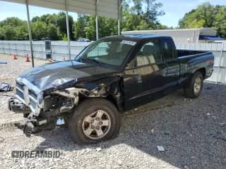 2006 Dodge Dakota SLT z VIN 1D7HE42N36S523634, wystawiony jako Copart lot #62717474 z przebiegiem 72 295 mil mil oraz Szkoda całkowita • Salvage title. Historia ofert i sprzedaży dostępna na DreamBid. Obrazek 1.