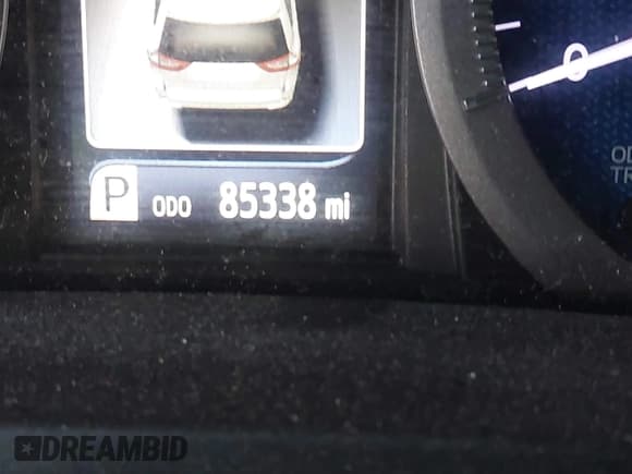 ✅ 2019 Toyota Sienna XLE • VIN: 5TDDZ3DC1KS211995 • Lot: 42763293. Listed on IAAI with 85,338 mi. Free auction sales archive from the USA and detailed vehicle history report at DreamBid. Image 15.