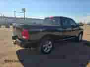 2019 Ram 1500 Express z VIN 1C6RR7FG4KS608001, wystawiony jako Copart lot #64633544 z przebiegiem 53 204 mil mil oraz Szkoda całkowita • Salvage title. Historia ofert i sprzedaży dostępna na DreamBid. Obrazek 4.