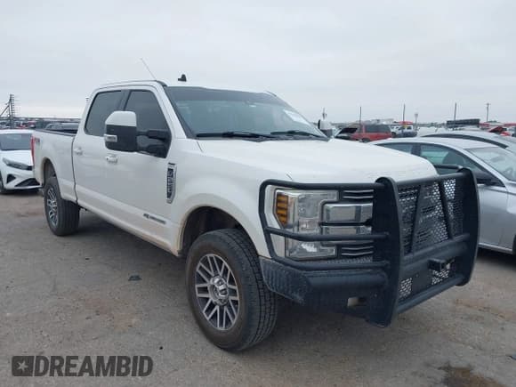 ✅ 2019 Ford F-250 XL • VIN: 1FT7W2BTXKED26149 • Lot: 42365084. Listed on IAAI with 221,502 mi. Free auction sales archive from the USA and detailed vehicle history report at DreamBid. Image 1.