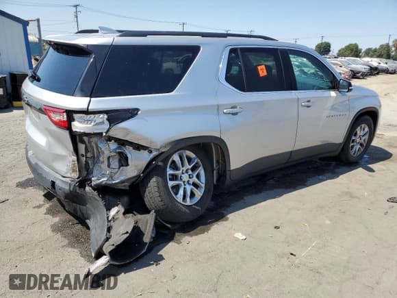 ✅ 2019 Chevrolet Traverse LT Cloth • VIN: 1GNERGKW3KJ189656 • Lot: 68190315. Wystawiony na Copart z przebiegiem 44 345 mil. Bezpłatny archiwum sprzedaży aukcyjnych z USA i szczegółowy raport historii pojazdu na DreamBid. Zdjęcie 3.