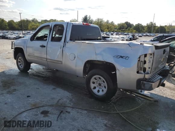 ✅ 2012 Chevrolet Silverado 1500 LT • VIN: 1GCRKSE71CZ265884 • Lot: 71270664. Listed on Copart with 224,318 mi. Free auction sales archive from the USA and detailed vehicle history report at DreamBid. Image 2.