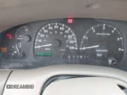 ✅ 2001 Lincoln Navigator • VIN: 5LMEU27R61LJ25426 • Лот: 42455202. Опубликован ранее на IAAI с пробегом 345 744 миль. Бесплатный доступ к архиву аукционных продаж из США и подробный отчёт об истории автомобиля на DreamBid. Изображение 7.