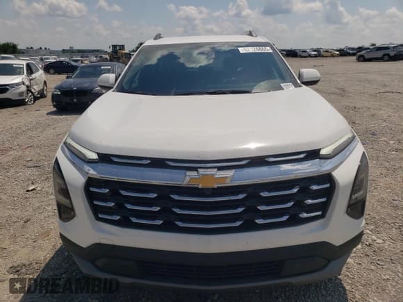 ✅ 2025 Chevrolet Equinox AWD LT • VIN: 3GNAXPEG6SL266571 • Lot: 62126865. Wystawiony na Copart z przebiegiem 1 449 mil. Bezpłatny archiwum sprzedaży aukcyjnych z USA i szczegółowy raport historii pojazdu na DreamBid. Zdjęcie 5.