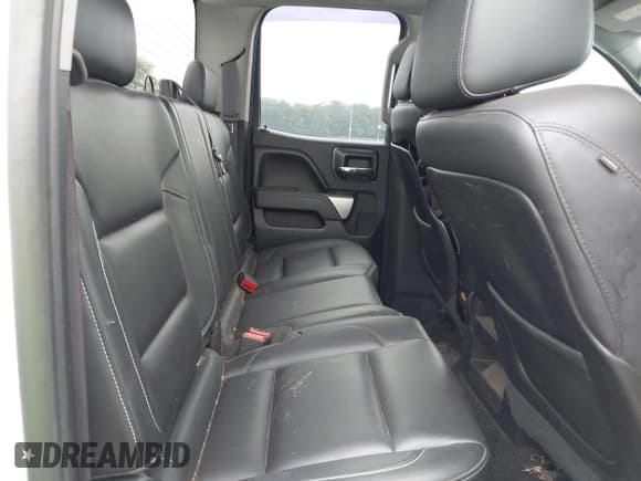 ✅ 2015 Chevrolet Silverado 2500HD LT • VIN: 1GC2KVEG6FZ100680 • Lot: 42928881. Wystawiony na IAAI z przebiegiem 286 834 mil. Bezpłatny archiwum sprzedaży aukcyjnych z USA i szczegółowy raport historii pojazdu na DreamBid. Zdjęcie 8.