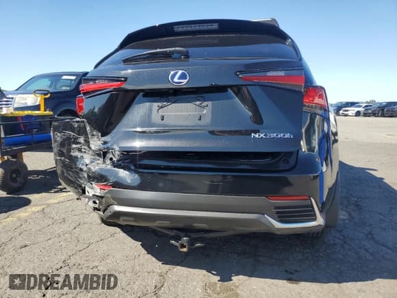 ✅ 2019 Lexus NX 300h • VIN: JTJBJRBZ5K2124274 • Lot: 71796615. Wystawiony na Copart z przebiegiem 86 943 mil. Bezpłatny archiwum sprzedaży aukcyjnych z USA i szczegółowy raport historii pojazdu na DreamBid. Zdjęcie 6.