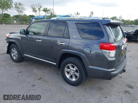 ✅ 2012 Toyota 4Runner SR5 • VIN: JTEZU5JR4C5039568 • Lot: 42180311. Wystawiony na IAAI z przebiegiem 75 131 mil. Bezpłatny archiwum sprzedaży aukcyjnych z USA i szczegółowy raport historii pojazdu na DreamBid. Zdjęcie 3.