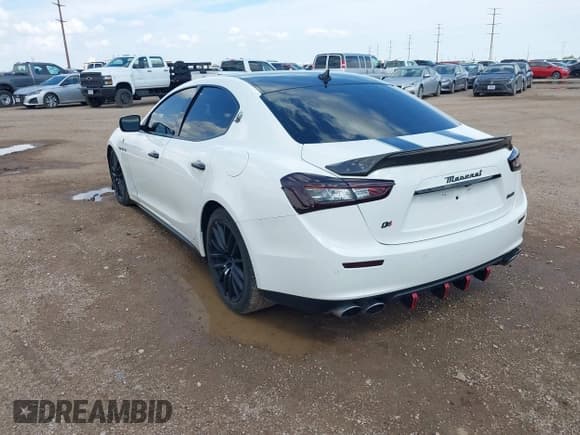 ✅ 2015 Maserati Ghibli S Q4 • VIN: ZAM57RTA6F1138201 • Лот: 43266970. Опубликован ранее на IAAI с пробегом 76 412 миль. Бесплатный доступ к архиву аукционных продаж из США и подробный отчёт об истории автомобиля на DreamBid. Изображение 3.