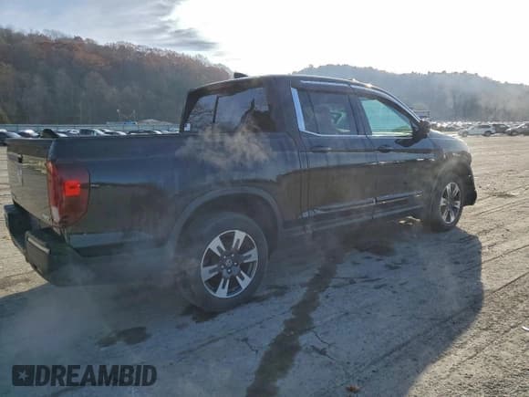 ✅ 2019 Honda Ridgeline RTL-T • VIN: 5FPYK3F66KB025832 • Lot: 91907125. Listed on Copart with 117,524 mi. Free auction sales archive from the USA and detailed vehicle history report at DreamBid. Image 3.