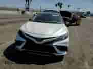 2021 Toyota Camry Hybrid XSE с VIN 4T1K31AK4MU023460, выставлен на аукционе Copart как лот 70783095 с пробегом 93 200 миль миль и Списание • Salvage title. История ставок и продаж доступна на DreamBid. Изображение 13.